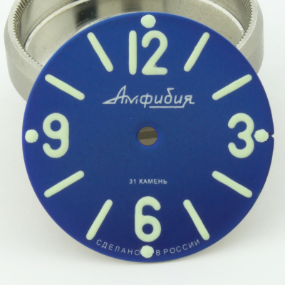 C3 lume 914 relumed dial - VERY minor defects