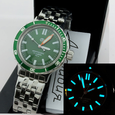 Glossy 420916green  BG9W-lume VOSTOK Amphibia 200m