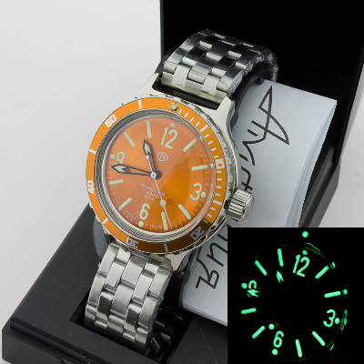 Glossy 420660ORANGE C3lume  VOSTOK Amphibia 200m